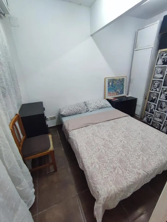 דירות ברצלונה Nice Flat Within Walking Range To The Beach